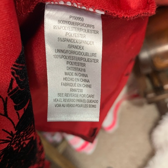 Almost Famous red floral dress - Picture 9 of 12